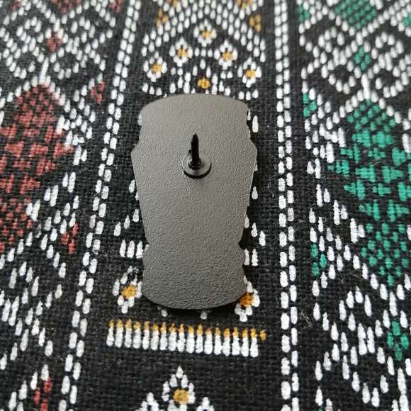 📍2/20$ Forever Ever Enamel Pin NWOT - Picture 6 of 6